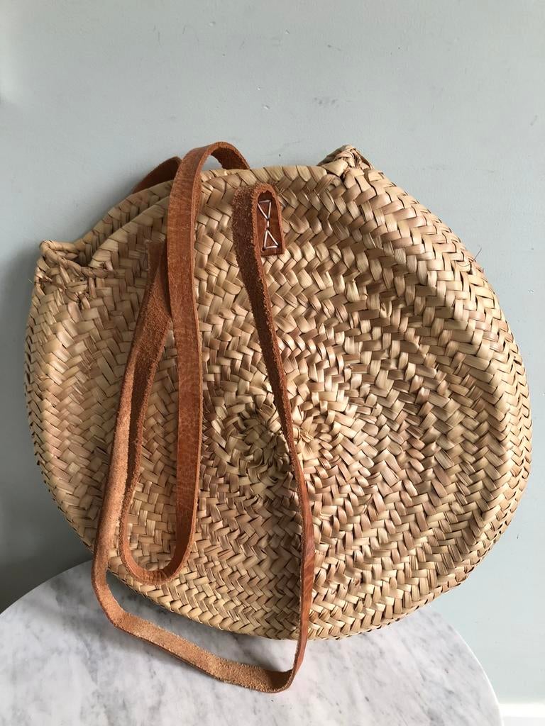 Nieuw strandtas van gevlochten maisblad/lederen hengsels, Ophalen of Verzenden, Nieuw, Overige typen