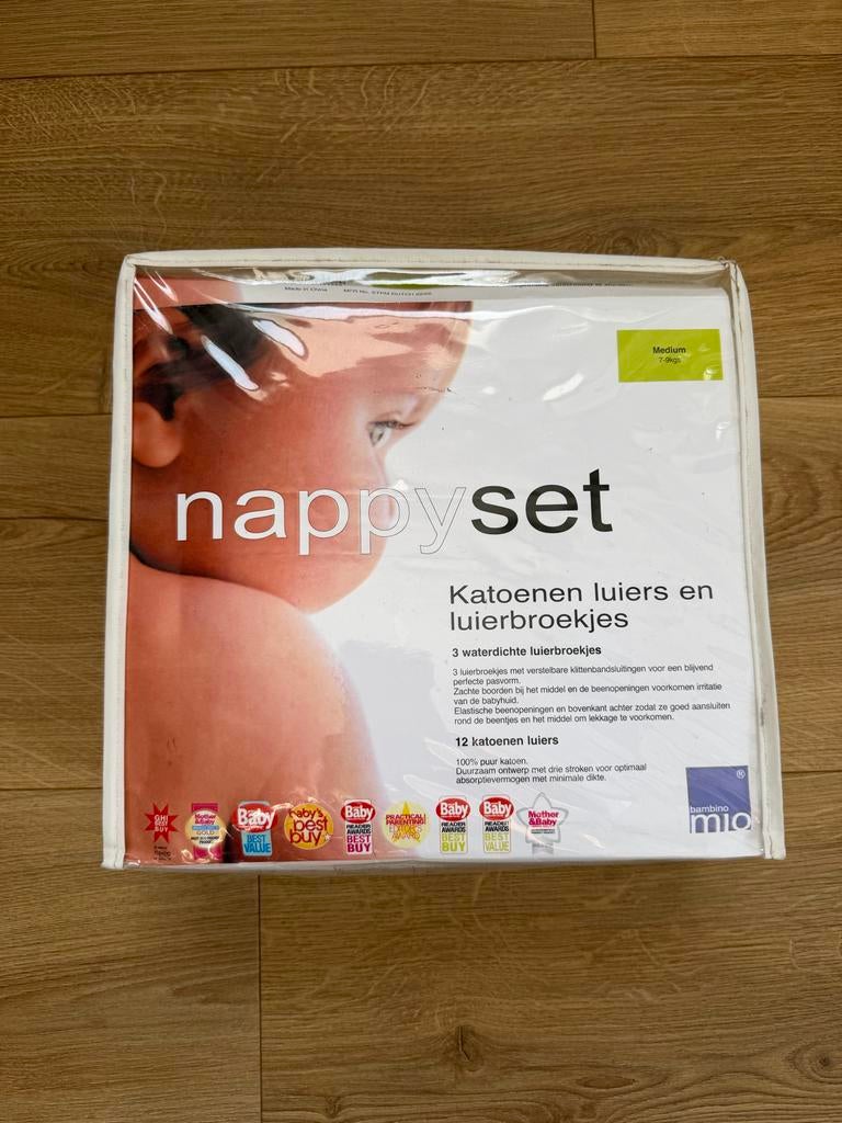 Nappyset katoenen luiers en luierbroekjes 7-9kg, Ophalen of Verzenden, Nieuw