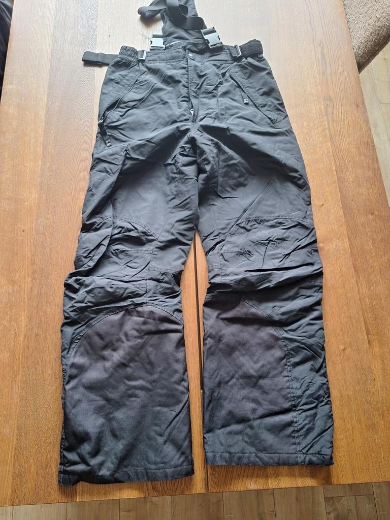 Zwarte skibroek met afritsbare bretels, prima staat, Ophalen of Verzenden, Gedragen, Broek
