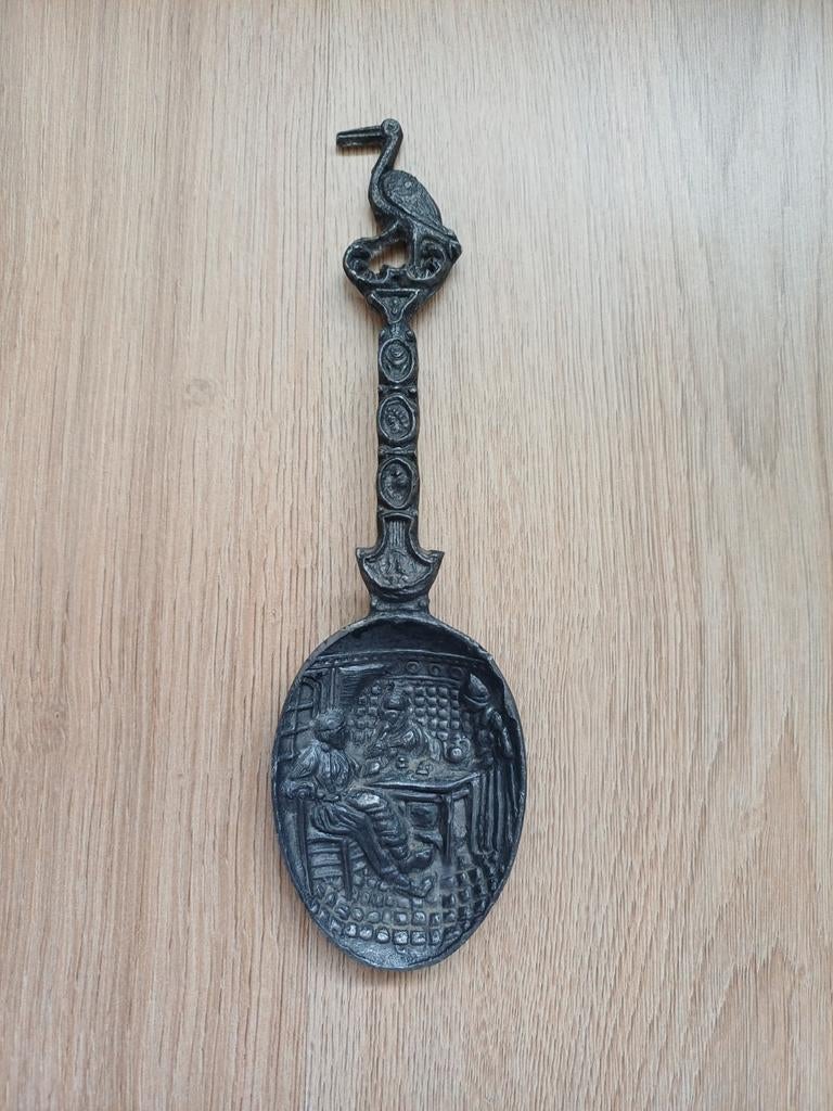Antieke tinnen lepel met ooievaar en tafereel, Antiek en Kunst, Ophalen of Verzenden