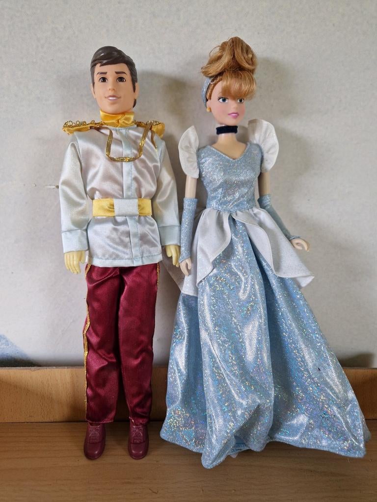 Assepoester en Prins Barbie Poppen Set, Kinderen en Baby's, Speelgoed | Poppen, Ophalen of Verzenden, Gebruikt, Barbie