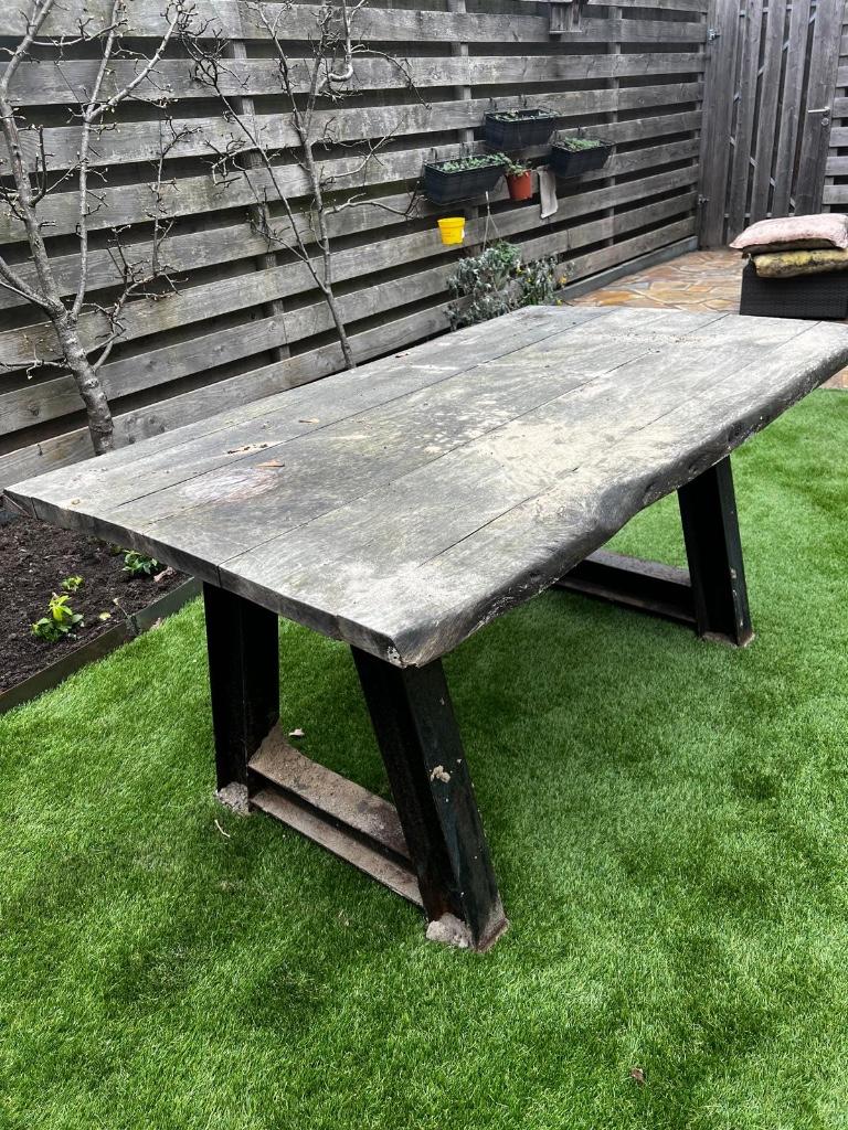 GRATIS Acacia tafelblad met stalen poten, Gebruikt, 50 tot 100 cm, 150 tot 200 cm, Vier personen