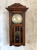 Mooie eikenhouten wandklok., Antiek en Kunst, Ophalen