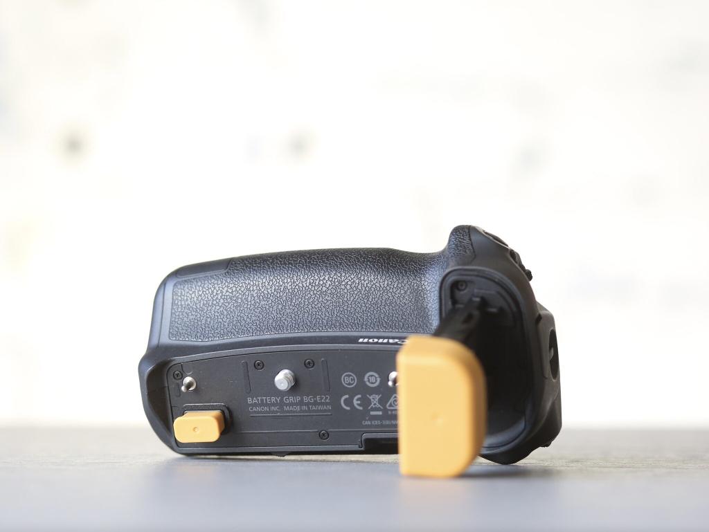 Canon BG-E22 Battery Grip, Niet ingevuld, Verzenden, Niet ingevuld, Zo goed als nieuw