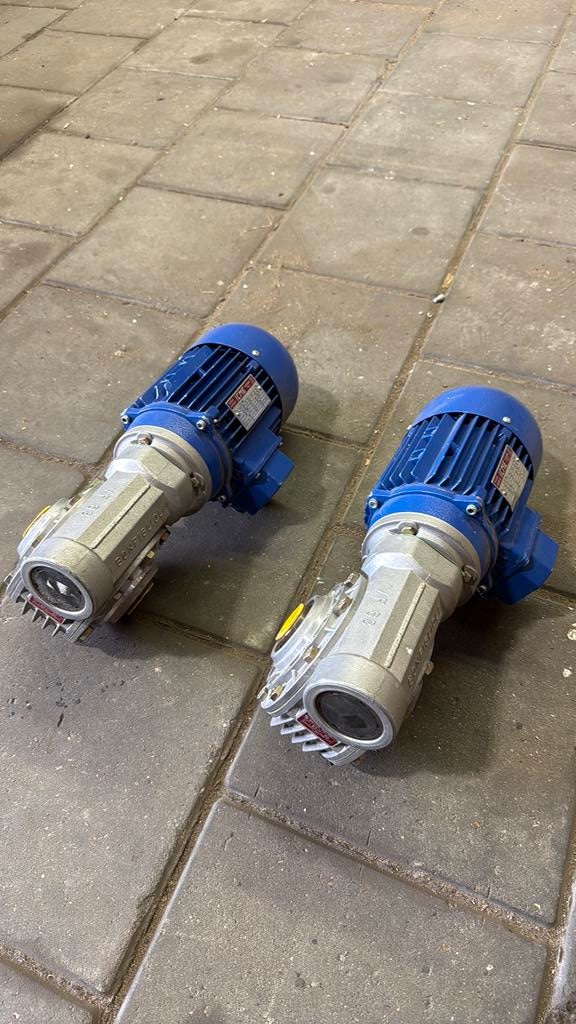 2x ICME / Bonfiglioli reductiemotor 0,37 kW – 380V, Ophalen, Gebruikt