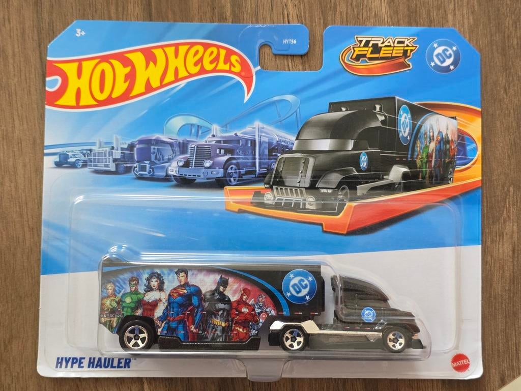 Hot Wheels Hype Hauler DC Track Fleet, Ophalen