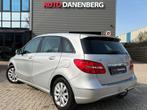 Mercedes-Benz B-klasse 180 AUTOMAAR,TREKHAAK,NIEUWE-APK!, Auto's, 4 cilinders, 122 pk, Nieuw, Start-stop-systeem