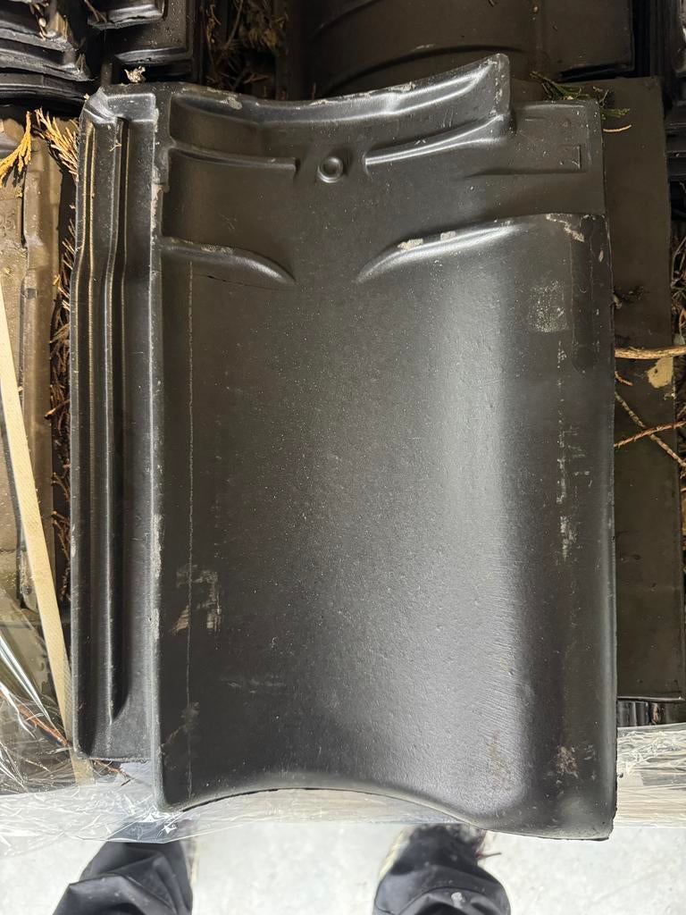 Monier 5 dakpannen zwart / 256 stuks, Ophalen, Steen of Klei, Zwart, Zo goed als nieuw