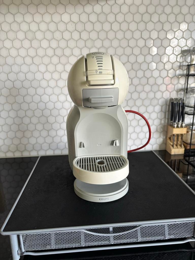 Dolce Gusto Mini Me koffiemachine, Ophalen, Koffiemachine, Zo goed als nieuw, 1 kopje