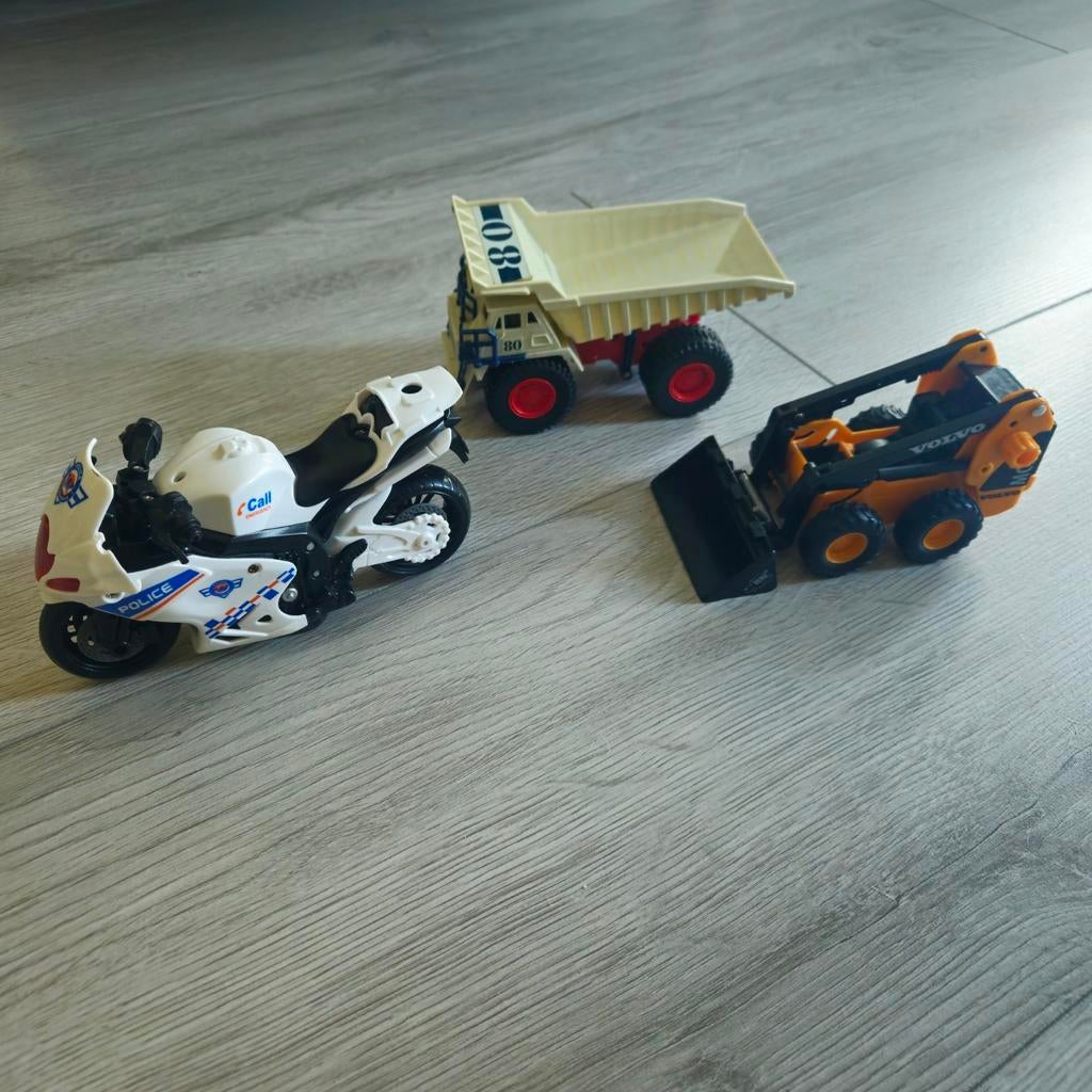 Speelgoedvoertuigen: motor, kiepwagen en graafmachine, Ophalen of Verzenden