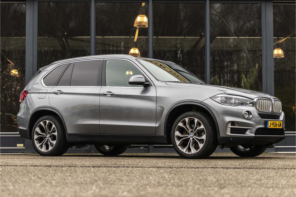 BMW X5 xDrive40e iPerformance High Executive (bj 2016), Auto's, BMW, Gebruikt, 4 cilinders, Vierwielaandrijving, 147 €/maand