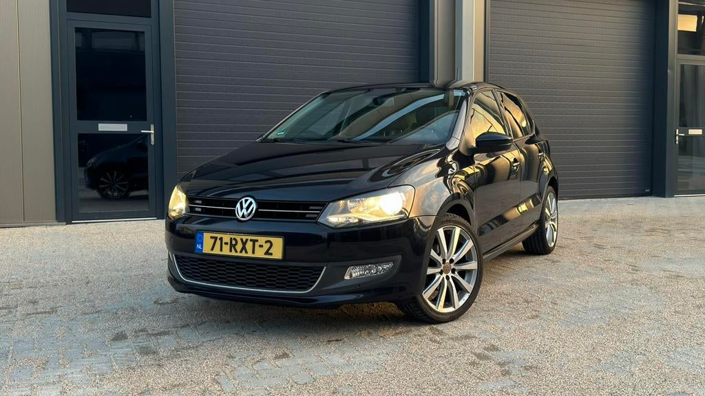 Volkswagen Polo 1.2 TSI 104 pk 2011 Apple Carplay!, Voorwielaandrijving, 40 €/maand, Zwart, 1200 kg