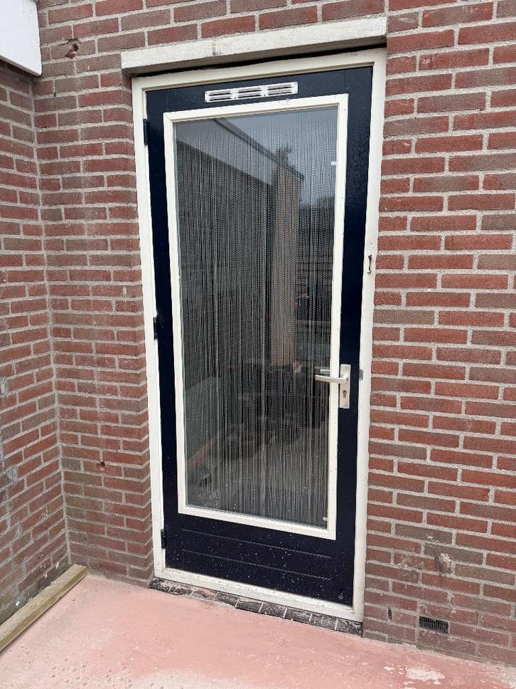 Deurkozijn met deur (99,5x224cm), Doe-het-zelf en Verbouw, Kozijnen en Schuifpuien, Gebruikt, Deurkozijn, Hout, 150 tot 225 cm