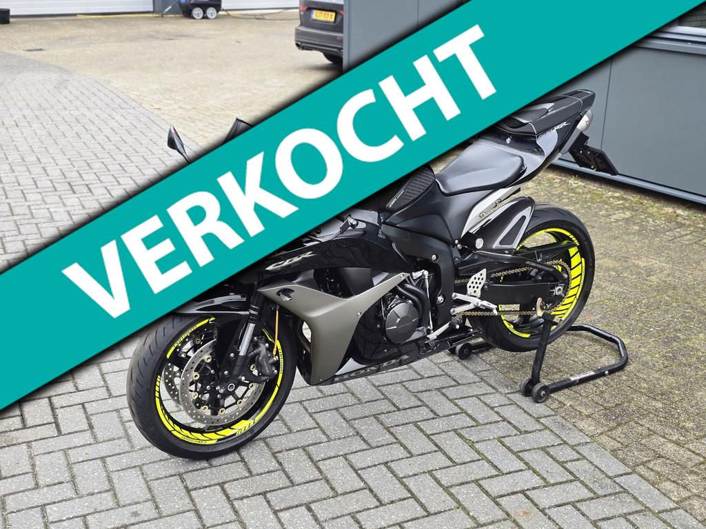 Honda Sport CBR 600RR Nette staat!, Motoren, Motoren | Honda, Tramweg
9422BM  SMILDE, NL, Bedrijf, Meer dan 35 kW, 599 cc