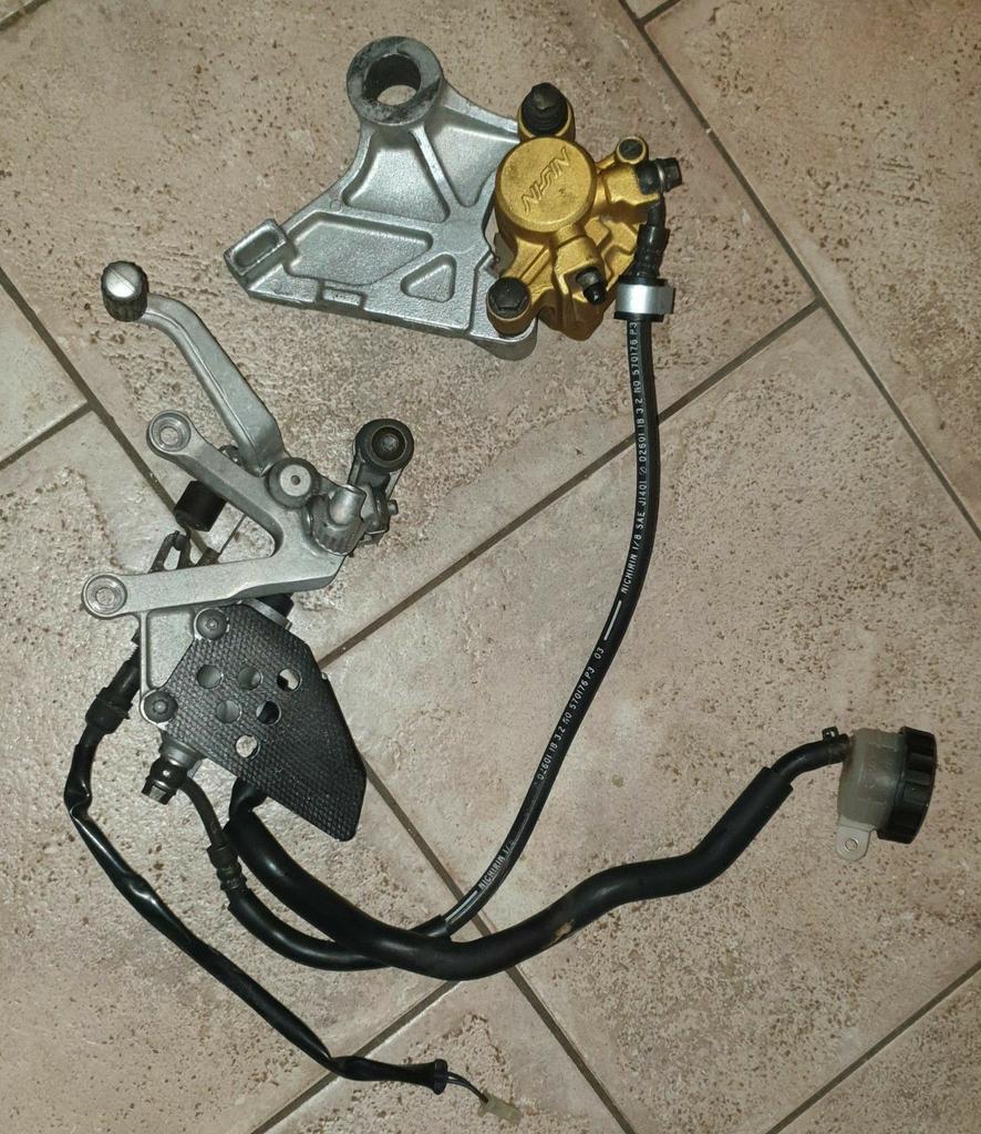 Honda vtr1000sp1 sp1 sp 1 remsysteem achter, Motoren, Ophalen of Verzenden