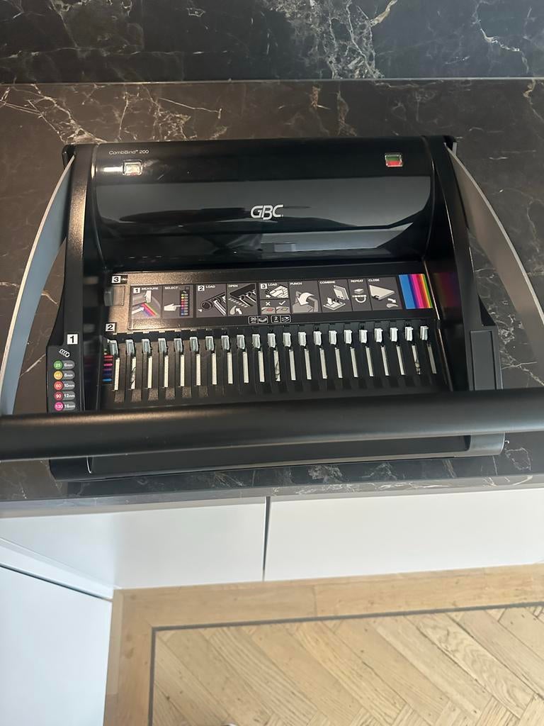 GBC CombBind 200 Inbindmachine, Werkplek, Ophalen, Gebruikt, Overige typen