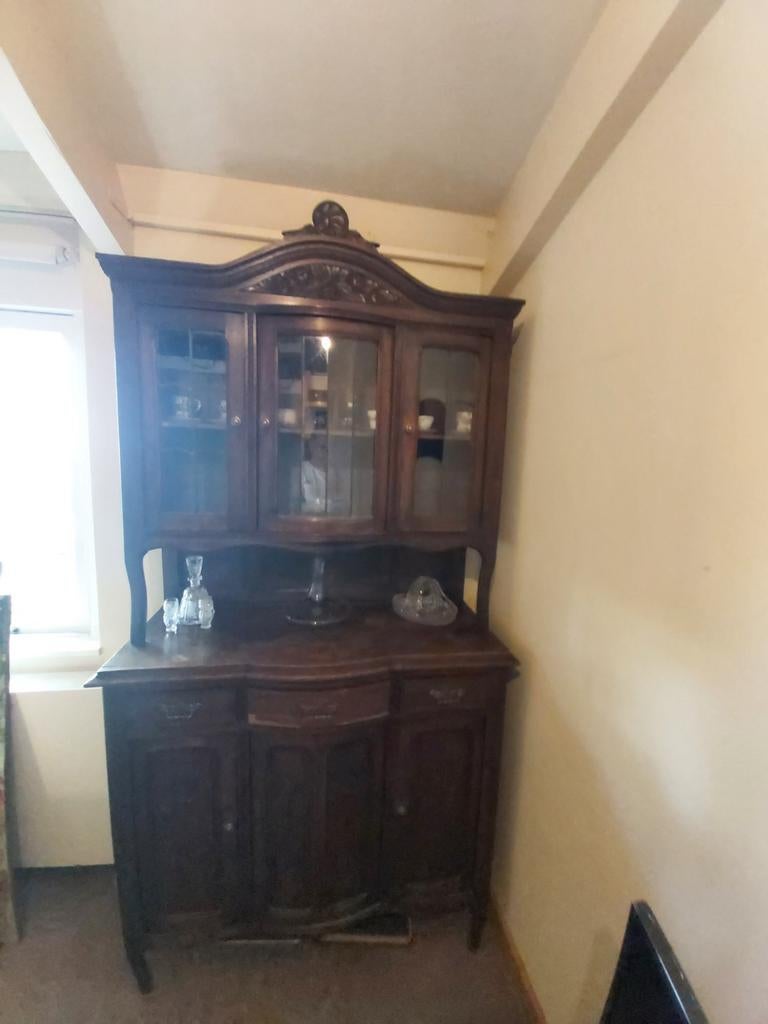 Antieke buffetkast, Antiek en Kunst, Antiek | Meubels | Kasten, Ophalen of Verzenden