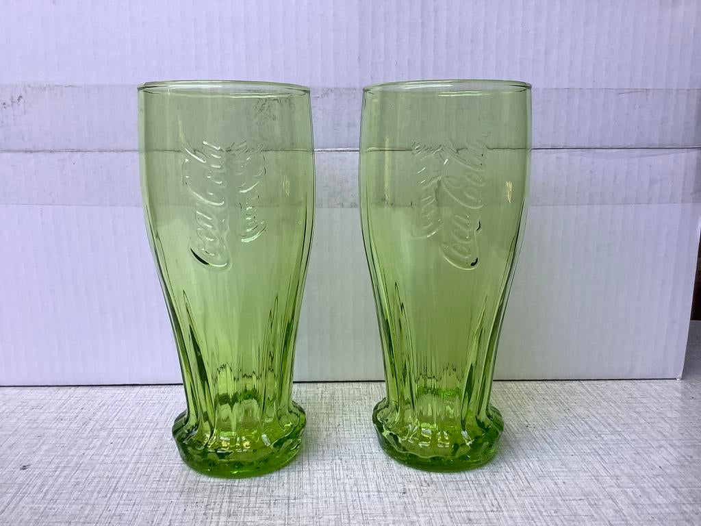 Twee coca cola glazen, Verzamelen, Glas en Borrelglaasjes, Ophalen of Verzenden, Gebruikt, Frisdrankglas