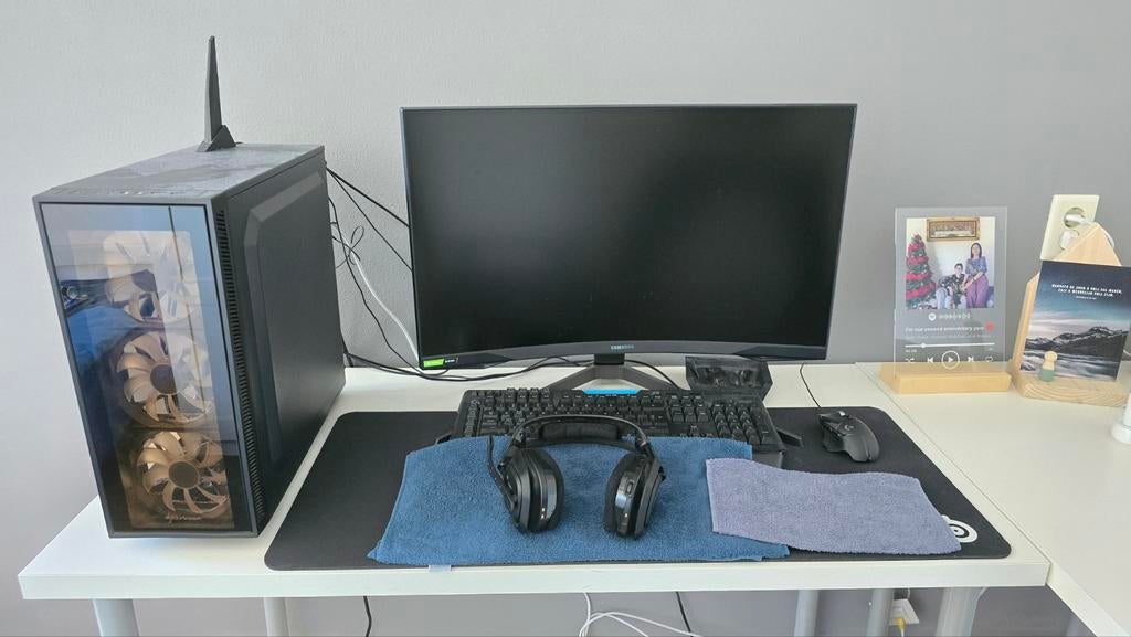 Gaming PC + Setup, Ophalen, Gebruikt, 8 GB, Zelf gebouwde pc