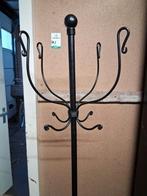 Zwarte metalen staande kapstok, Ophalen, Gebruikt, Metaal, Staande kapstok