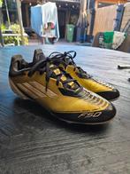 Adidas messi voetbalschoenen, Maat XS of kleiner, Ophalen of Verzenden, Zo goed als nieuw, Schoenen
