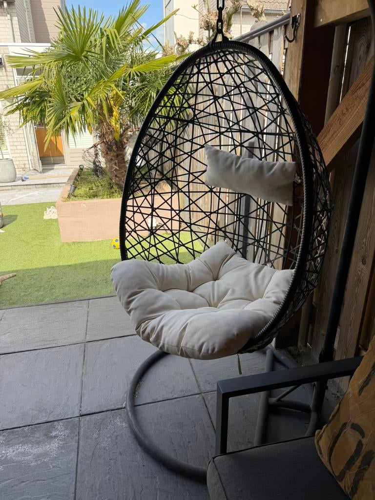 XENOS - Hangstoel Swing, Tuin en Terras, Tuinstoelen, Zo goed als nieuw, Metaal, Ophalen