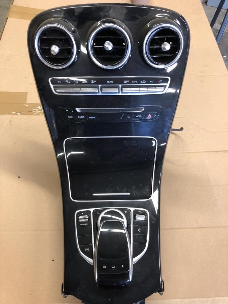 Middenconsole W205 C Klasse Zwart Pianolak, Auto-onderdelen, Dashboard en Schakelaars, Niet ingevuld, Gebruikt, Mercedes-Benz