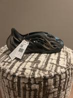 Yeezy Foam RNR MX Cinder - Maat 44 / US10, Overige kleuren, Nieuw, Ophalen of Verzenden, Sneakers of Gympen