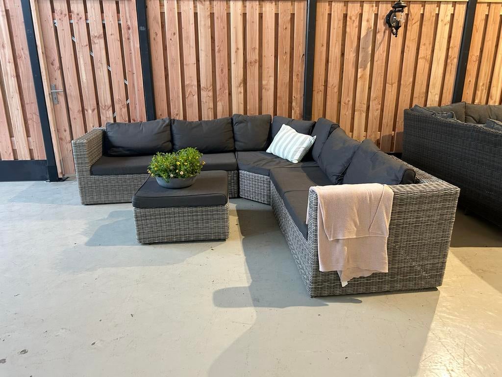 Prachtige Famous Furinure Hoekloungeset - Zo goed als nieuw, Tuin en Terras, Meer dan 8 zitplaatsen, Ophalen of Verzenden, Zo goed als nieuw