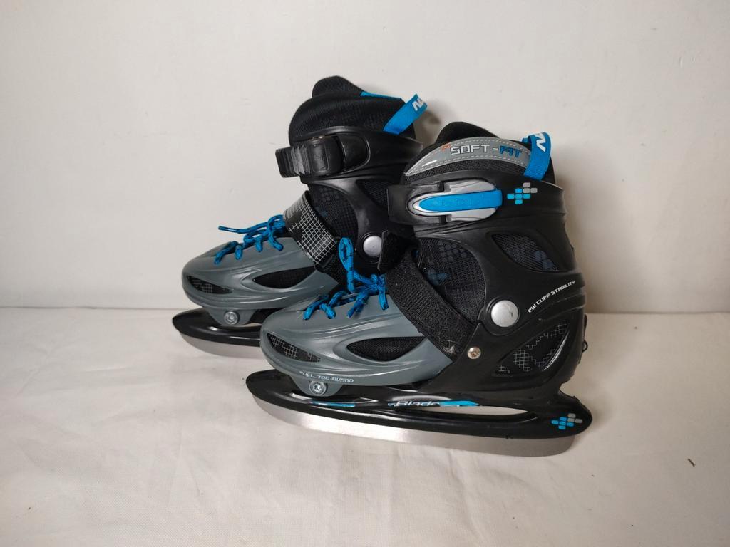 S586 Nijdam Verstelbare IJshockeyschaatsen 30-33, Sport en Fitness, Schaatsen, Gebruikt, Leerdam, Ophalen of Verzenden, Onbekend