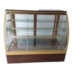 Gebaksvitrine Stan-Mar, Ophalen, 120 tot 140 cm, 200 liter of meer, 60 cm of meer