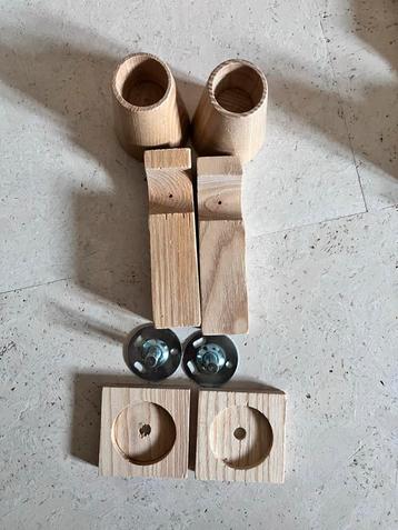 Houten essenhouten Gordijnroedes & Accessoires beschikbaar voor biedingen