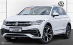 Volkswagen Tiguan 1.4 TSI eHybrid R-Line I Camera I Trekhaak, Auto's, 1716 kg, Zwart, 4 cilinders, Wit
