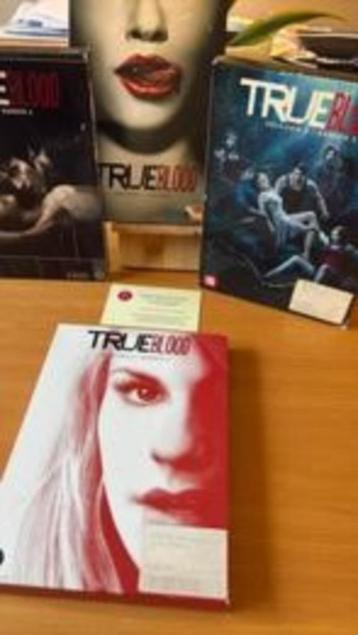 True Blood 4 seizoenen box sets: 1,2,3 en 5 totaal 20 dvds beschikbaar voor biedingen
