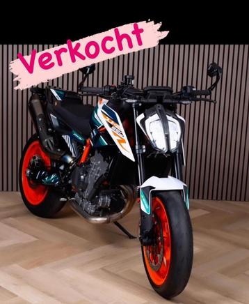 KTM 890 Duke R Techpack//Akrapovic (bj 2021)