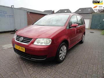 Volkswagen Touran 1.6-16V FSI Trendline (KM 270900 NAP AIRCO beschikbaar voor biedingen