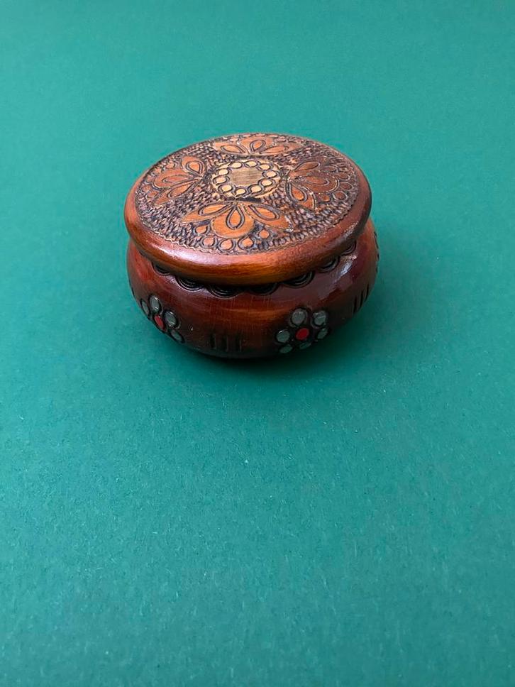 Gedecoreerd houten doosje, Antiek en Kunst, Curiosa en Brocante, Ophalen of Verzenden
