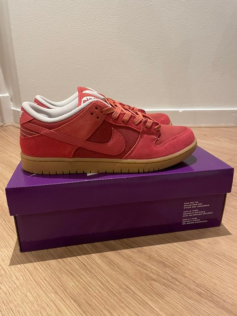 Nike SB Dunk Low Adobe EU42 /US8.5, Overige kleuren, Nieuw, Ophalen of Verzenden, Sneakers of Gympen