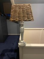 Lampvoet met rieten kapje, Hout, Gebruikt, 50 tot 75 cm, Ophalen