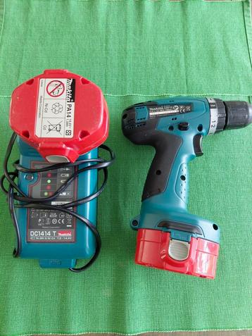 Makita 6281D accu boor/schroef machine 2 accu's  beschikbaar voor biedingen