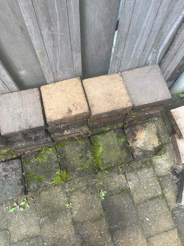 Koppel stones geel/zwart genuanceerd 15x15, Tuin en Terras, Tegels en Klinkers, Gebruikt, Klinkers, Beton, Ophalen