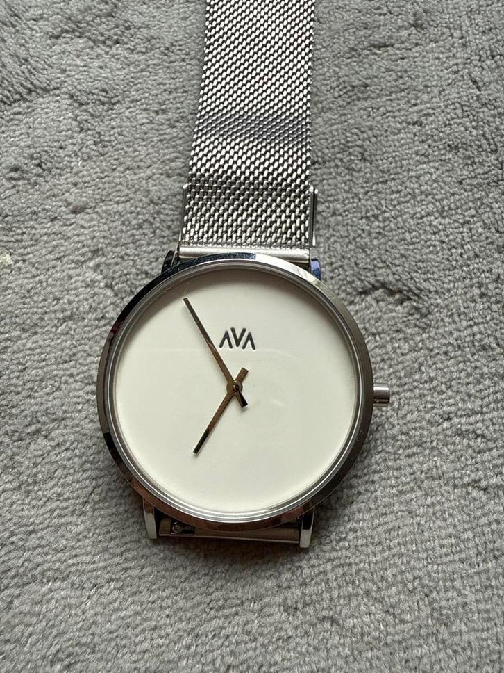 AVA Polshorloge - Stijlvol en Tijdloos, Sieraden, Tassen en Uiterlijk, Ringen, Zo goed als nieuw, Dame, Zilver, Ophalen