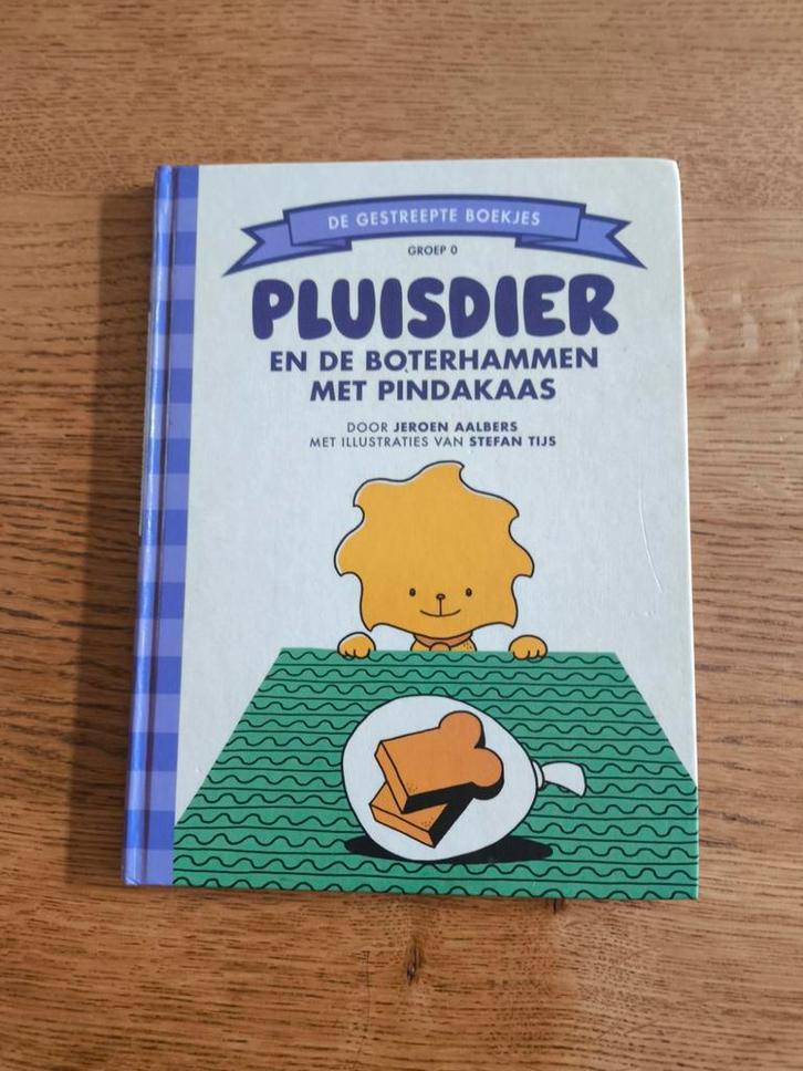 Pluisdier en de boterhammen met pindakaas, Boeken, Kinderboeken | Jeugd | onder 10 jaar, Gelezen, Fictie algemeen, Ophalen of Verzenden