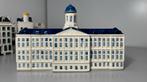 KLM "Royal Palace Amsterdam ", 8 kantige toren, Verzamelen, KLM Huisjes, Ophalen of Verzenden, Zo goed als nieuw, Paleis of Waag