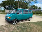Volkswagen T4 1997 Groen camper, Auto's, Volkswagen, 1620 kg, 4 cilinders, 700 kg, 4 stoelen