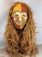 250904 Afrikaans Galoa masker met Raffia uit Gabon, Ophalen of Verzenden