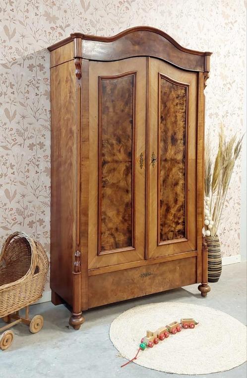 Antieke noten houten Art Deco toogkast/linnenkast ‘Julia’, Antiek en Kunst, Antiek | Meubels | Kasten, Ophalen of Verzenden