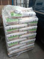 Te koop family pellets, Minder dan 3 m³, Ophalen of Verzenden, Overige houtsoorten, Blokken
