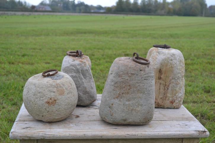 antieke gekapte zetstenen in gres d'arras, Tuin en Terras, Tuinbeelden, Gebruikt, Overige typen, Steen, Ophalen