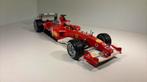 F1 ferrari f2003 - ga m.Schumacher hot wheels 1.18